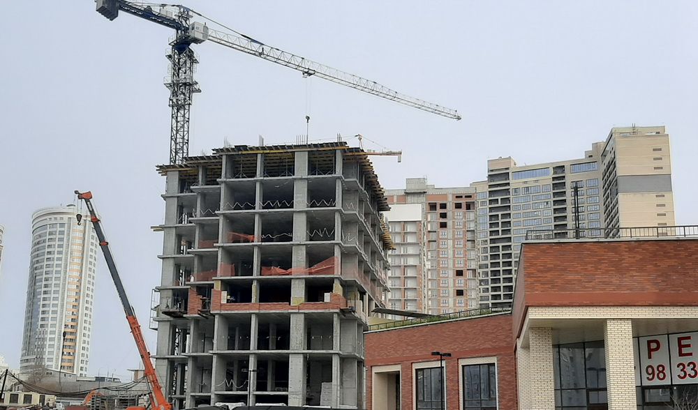 西伯利亞的建築工地。 芬蘭板 西伯利亞的建築工地。 芬蘭板